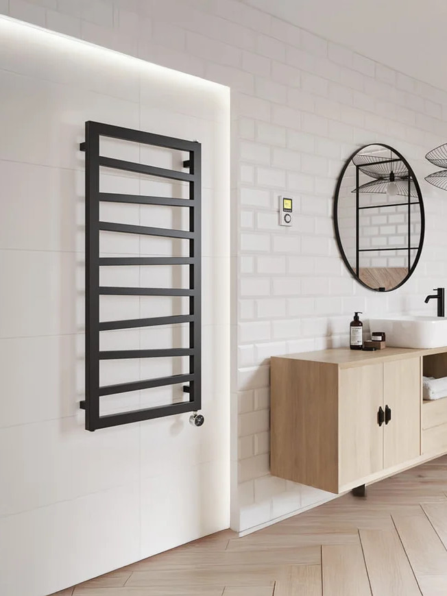 Richt je kleine badkamer mooi in met een stijlvolle handdoekradiator