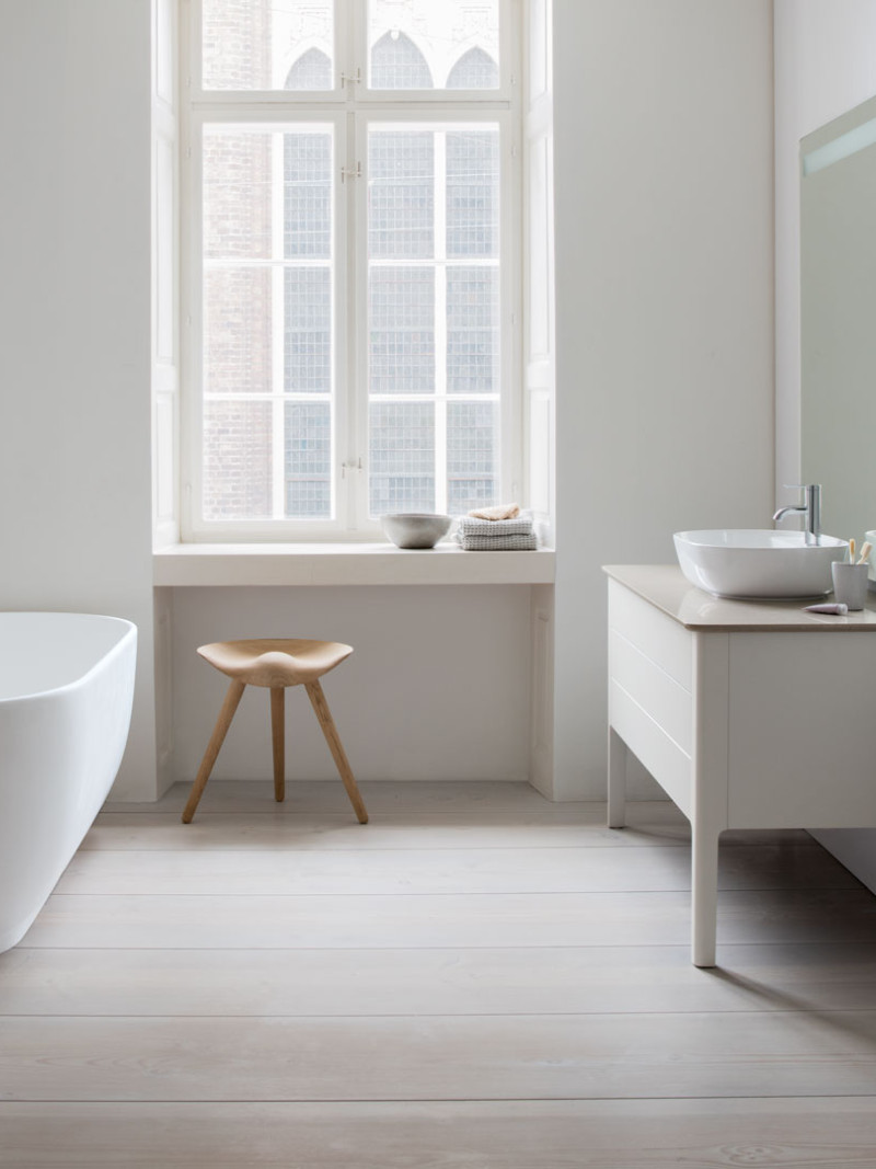 Baignoire petite salle de bain : aménagement & modèles optimisés