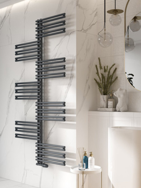 Matt black towel rail in the bathroom — Facq
