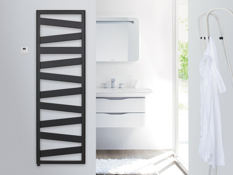 Anthracite designer towel rail for the bathroom — Facq